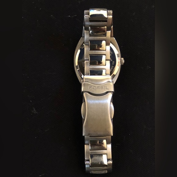 FOSSIL WATCH BLUE 100 meters water resistance good used condition - Picture 3 of 5
